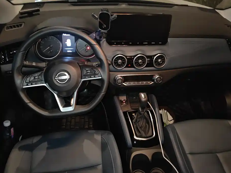Nissan Qashqai — миниатюра 12