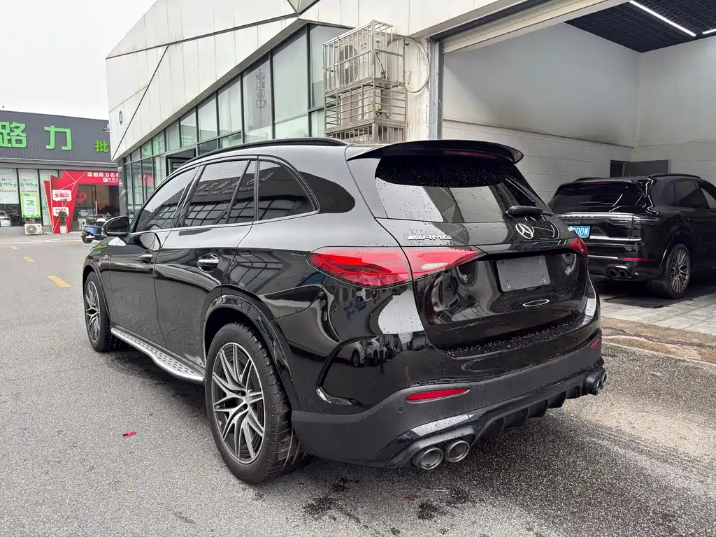 Mercedes-Benz GLC AMG — миниатюра 12
