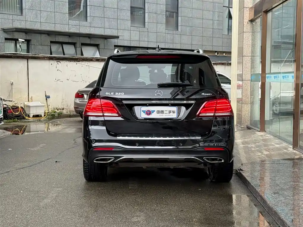 MERCEDES-BENZ  GLE