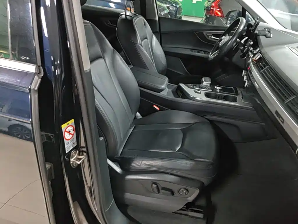 Audi Q7 — миниатюра 25
