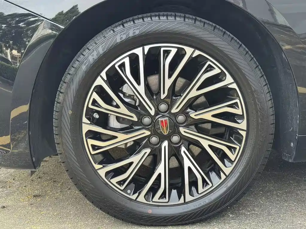 Hongqi Hongqi H5 — миниатюра 8