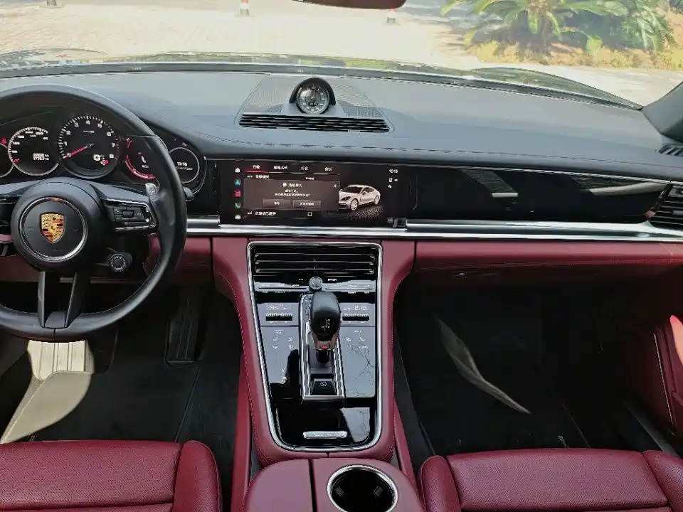 Porsche Panamera — миниатюра 12