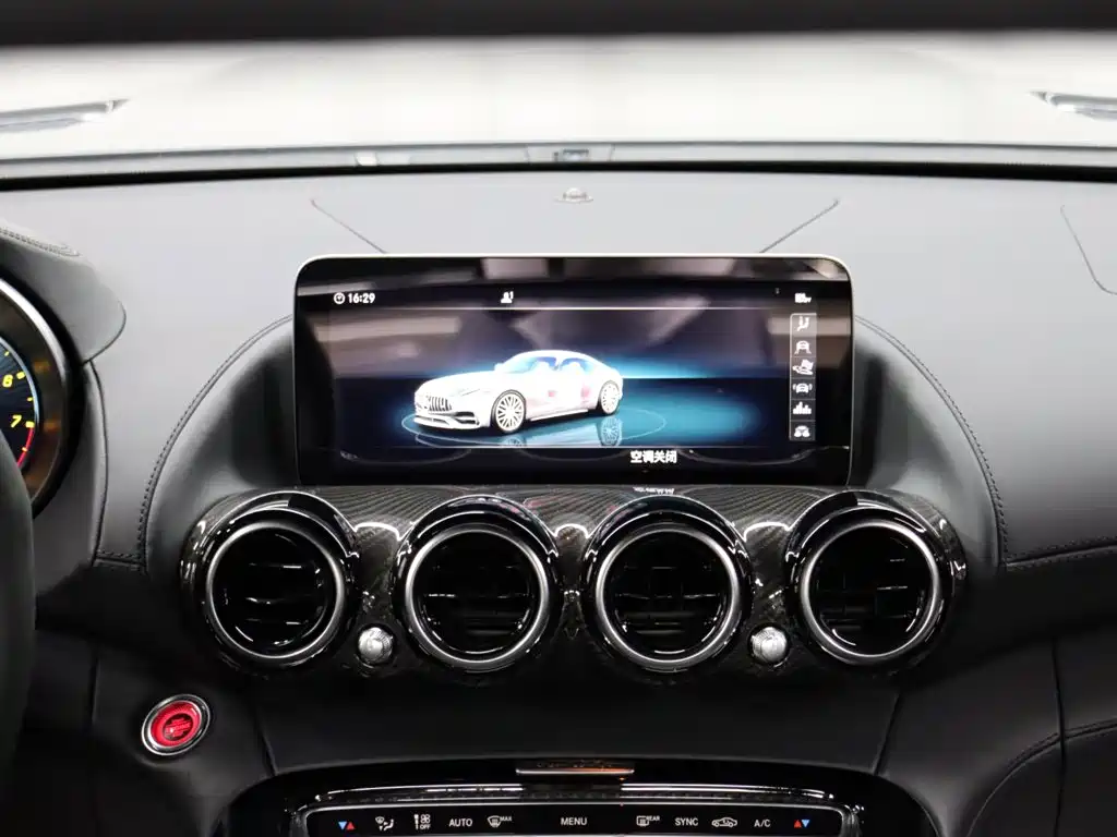 Mercedes-Benz AMG GT — миниатюра 13