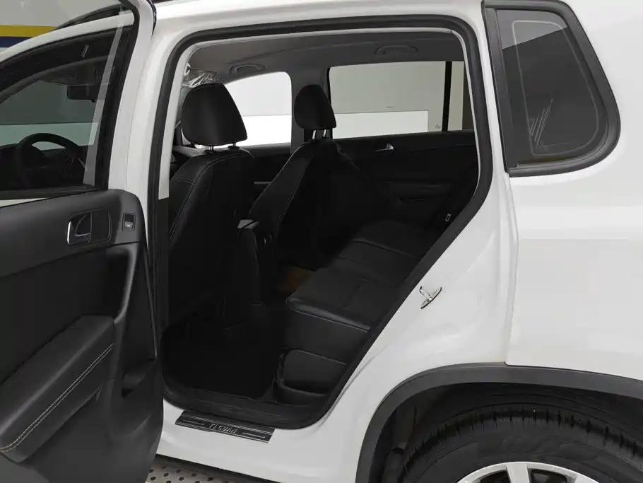 Volkswagen Tiguan — миниатюра 11