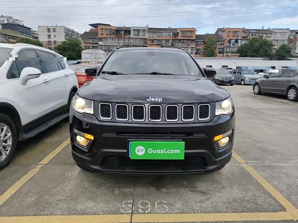 Jeep Compass — миниатюра 3