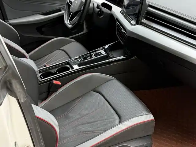 Volkswagen Lamando — миниатюра 9
