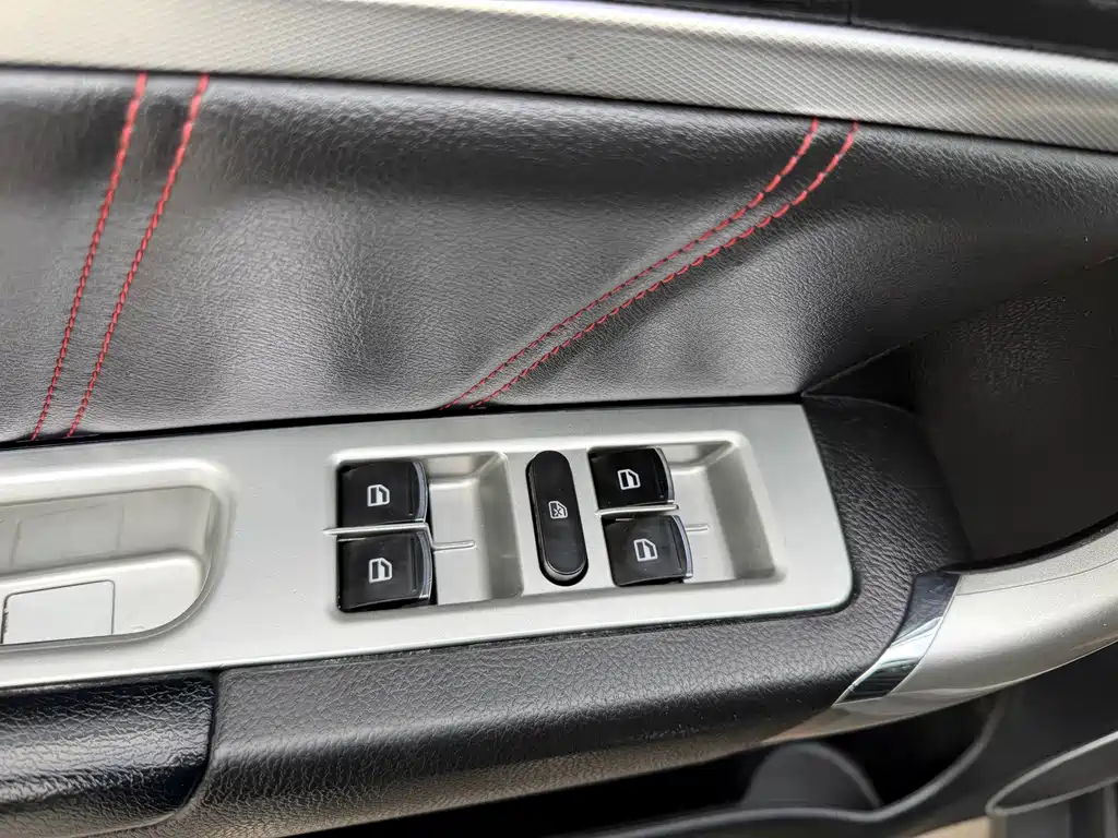 Haval M6 — миниатюра 9