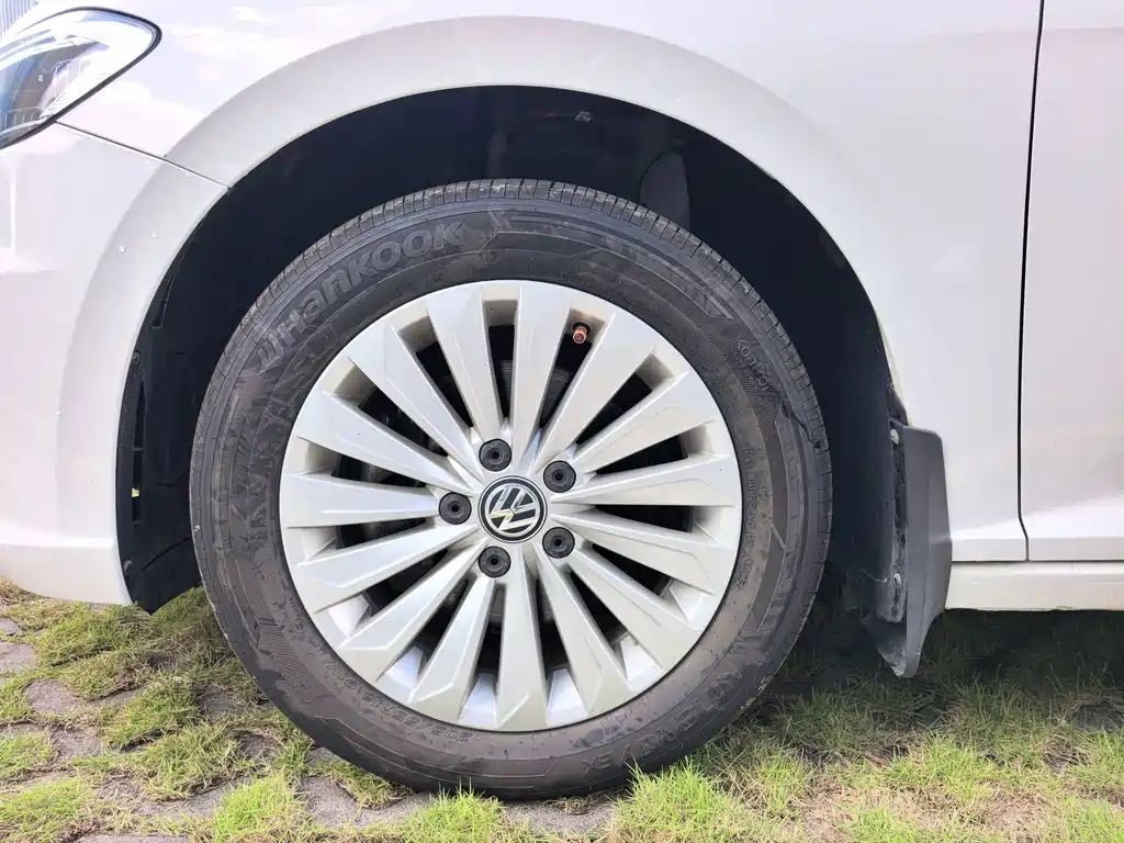 Volkswagen Lavida — миниатюра 8