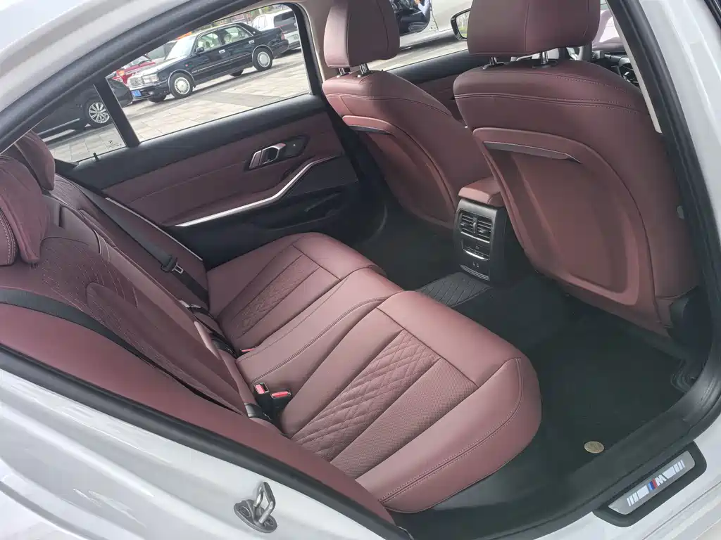 BMW 3 Series — миниатюра 15