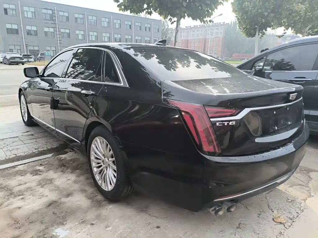 Cadillac CT6 — миниатюра 5