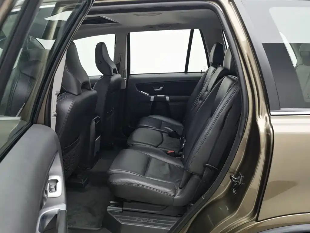 Volvo XC Classic — миниатюра 15
