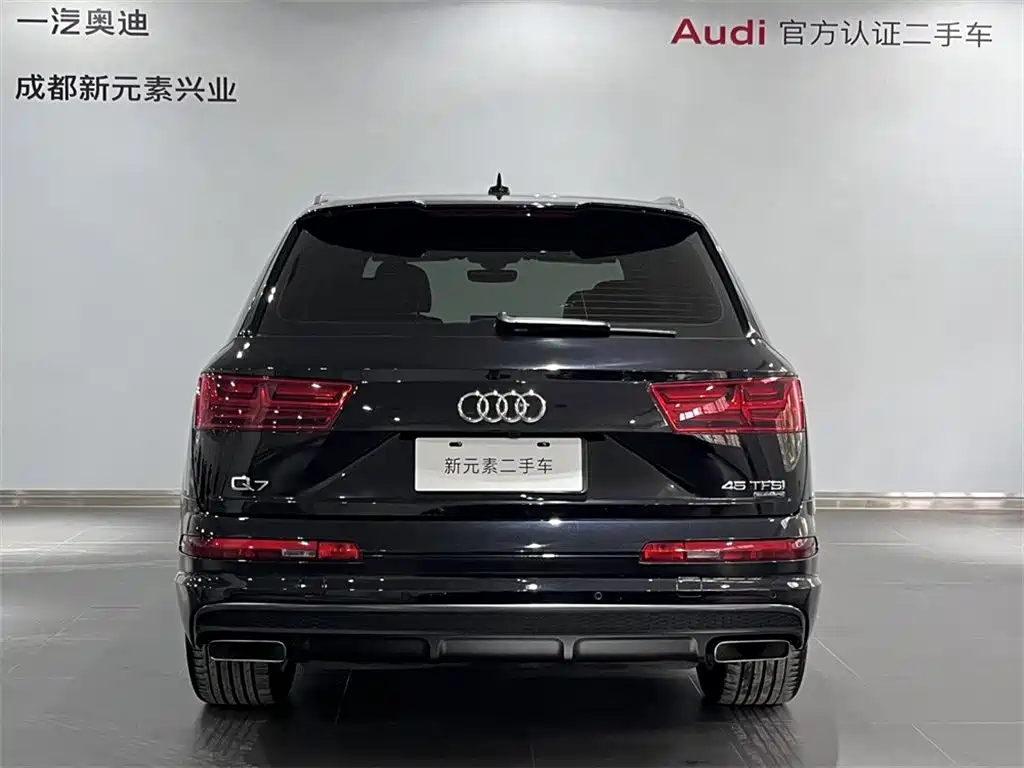 Audi Q7 — миниатюра 5
