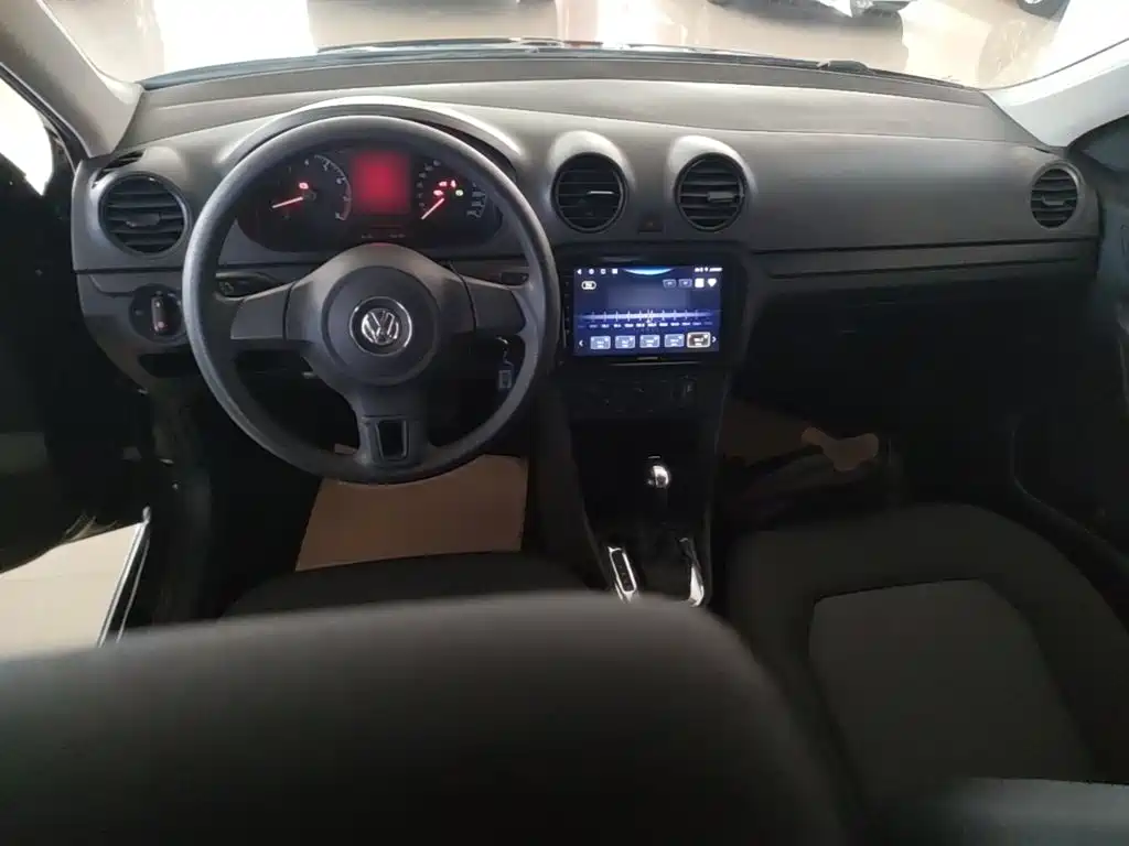 Volkswagen Jetta — миниатюра 10