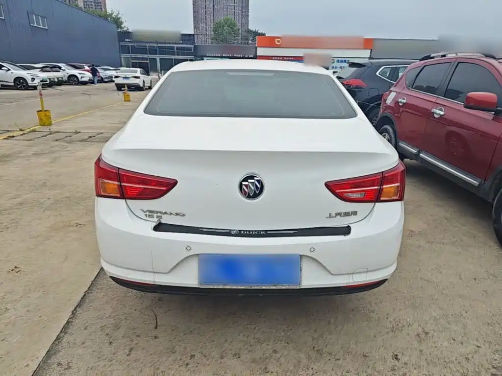 Buick Verano — миниатюра 6