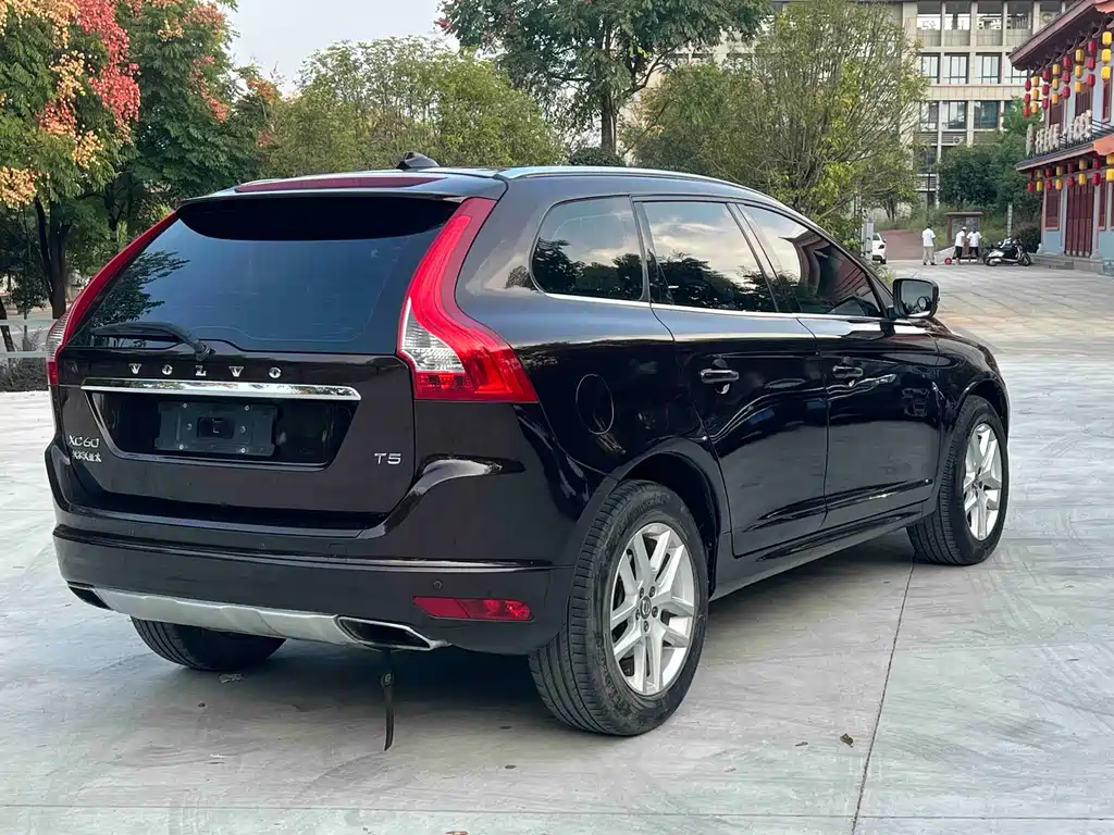 Volvo XC60 — миниатюра 5