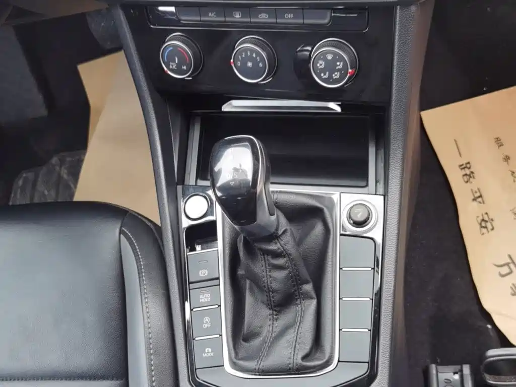 Volkswagen Sagitar — миниатюра 10