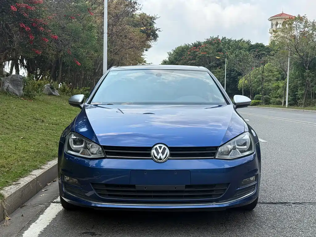 Volkswagen Golf 2014 1.4TSI AT Luxury