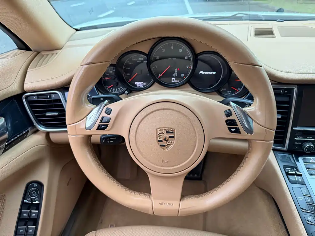 Porsche Panamera — миниатюра 13