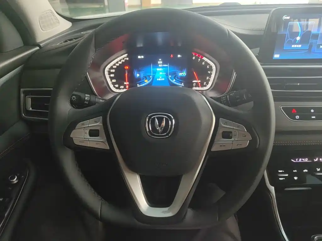 Changan CS75 — миниатюра 11