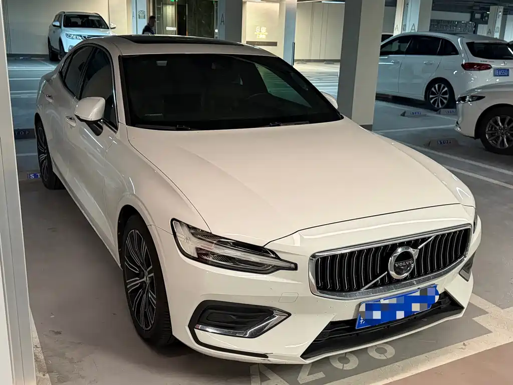 Volvo S60 — миниатюра 3