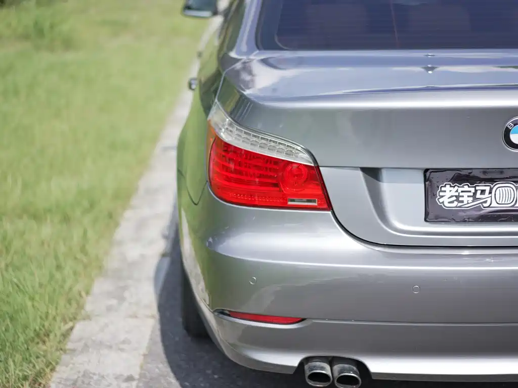 BMW 5 Series — миниатюра 42