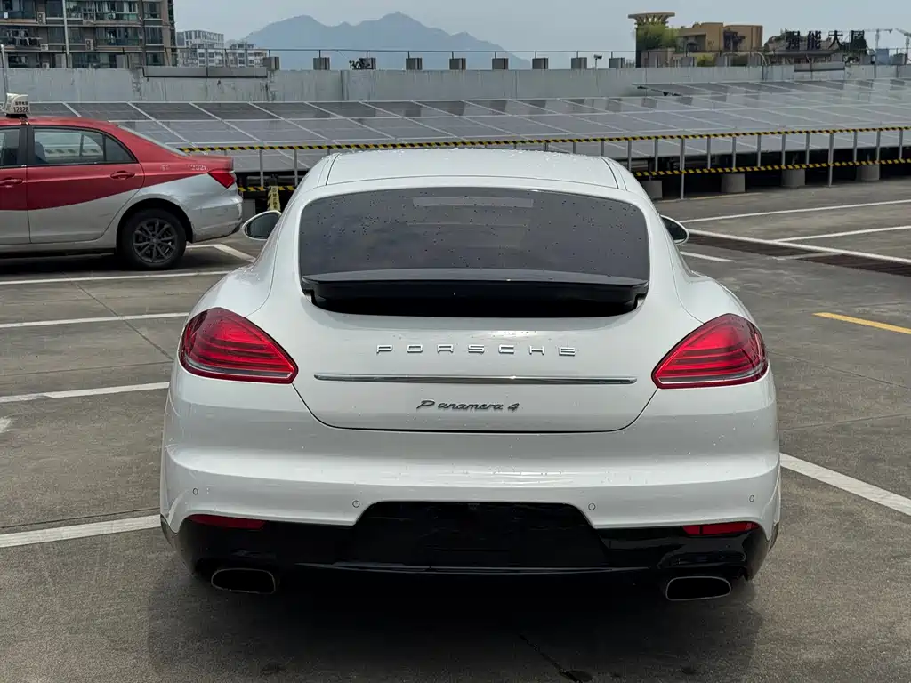 Porsche Panamera 2010 Panamera 3.6L