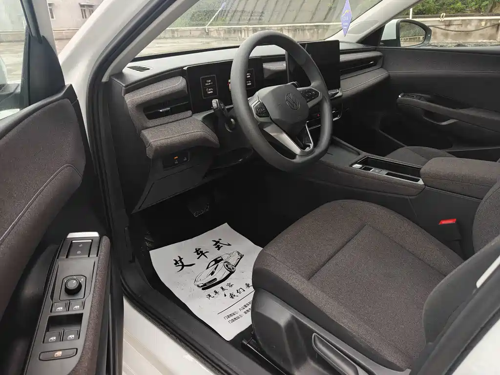 Volkswagen Lavida — миниатюра 9
