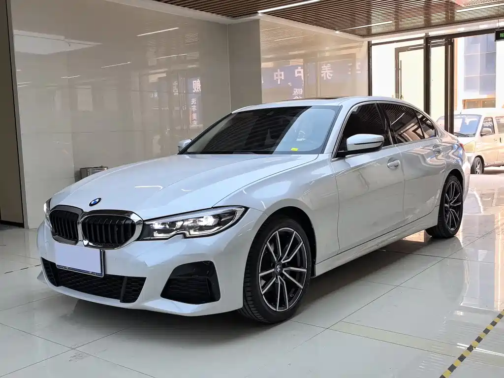 BMW 3 Series 2022
