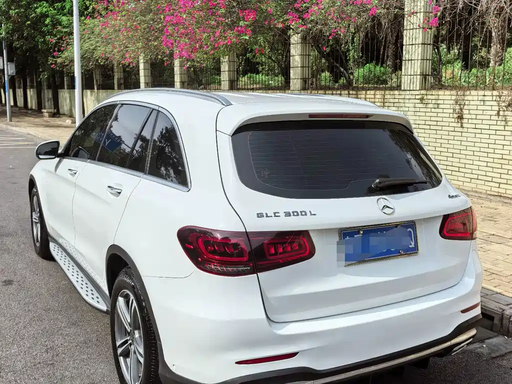 Mercedes-Benz GLC — миниатюра 2