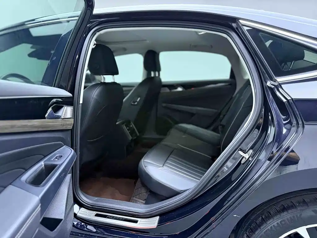 Volkswagen Passat — миниатюра 17