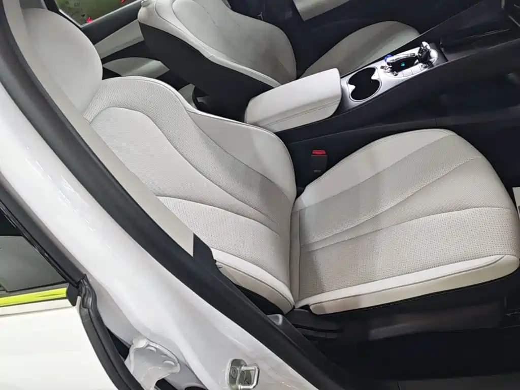 BYD Seal 05 DM-i — миниатюра 25