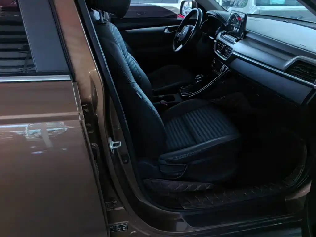 Kia Sportage — миниатюра 25