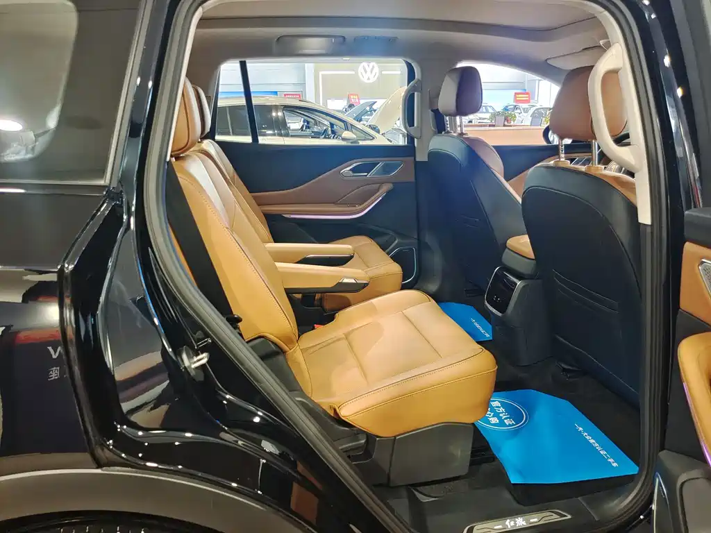 Hongqi Hongqi HS7 PHEV — миниатюра 8