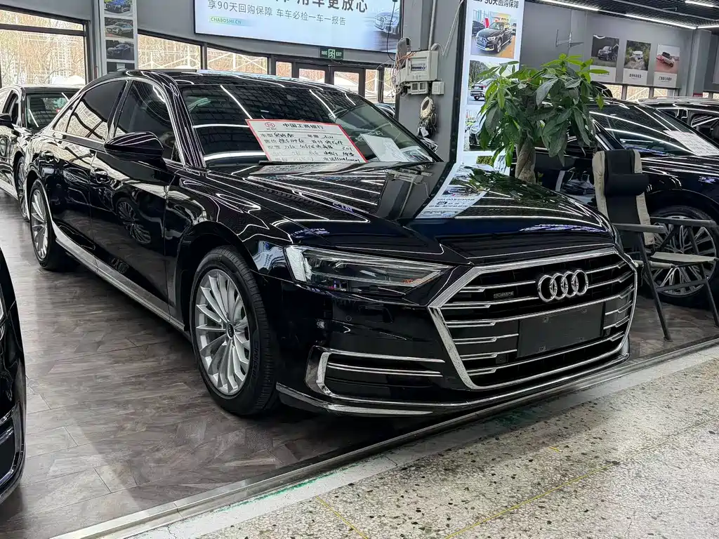 Audi A8 — миниатюра 3