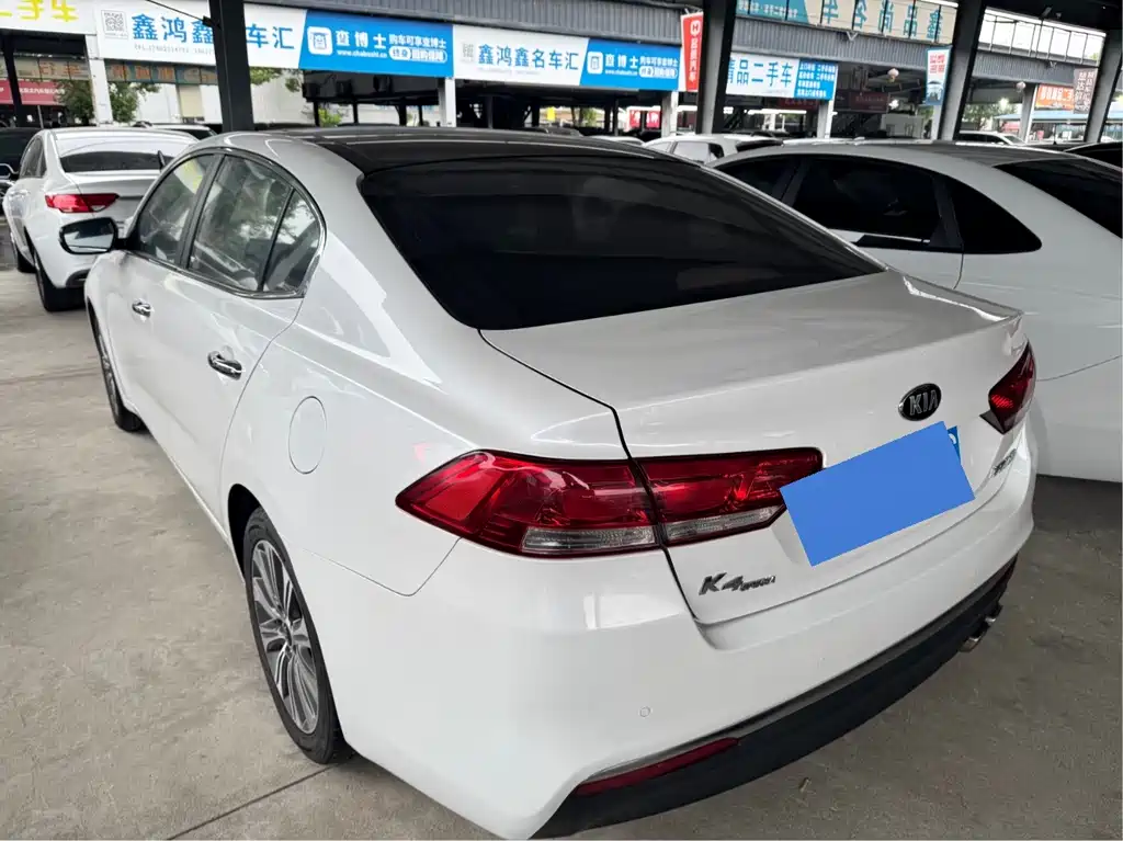 Kia K4 — миниатюра 10