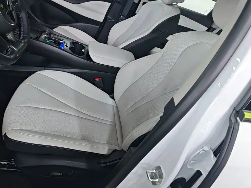 BYD Seal 05 DM-i — миниатюра 15