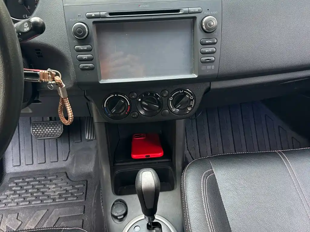 Suzuki Swift — миниатюра 14