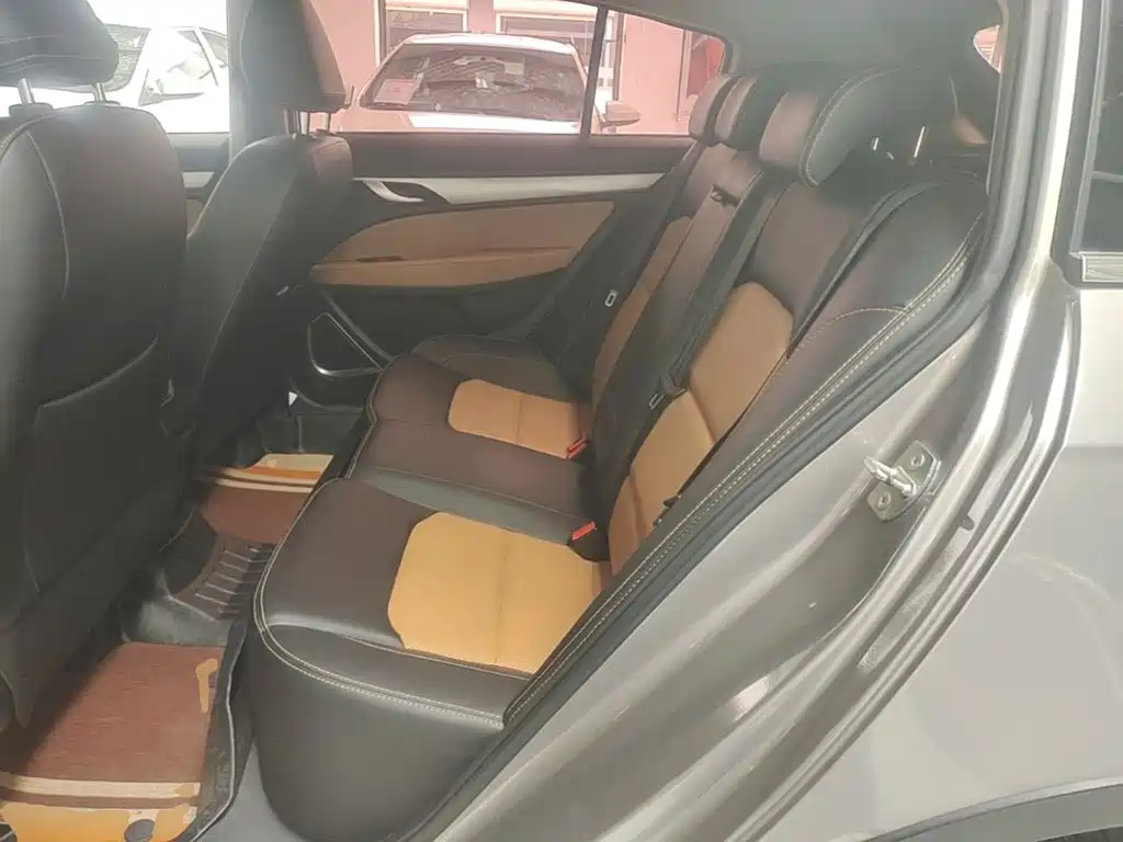 Geely Vision S1 — миниатюра 17