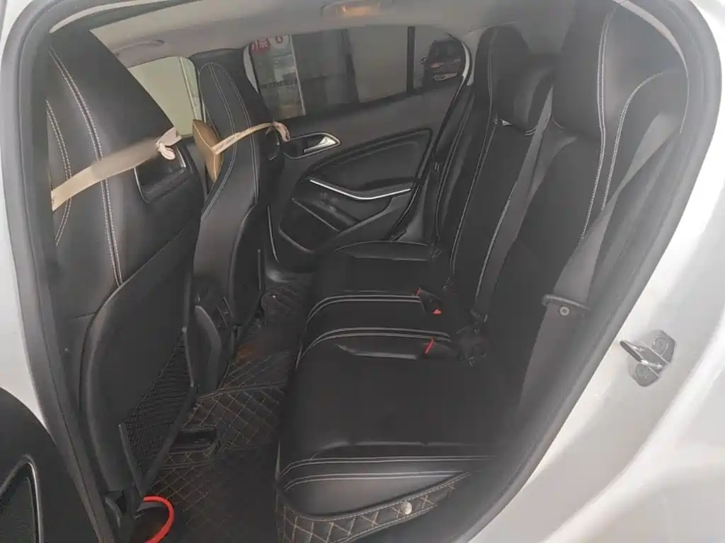 Mercedes-Benz GLA — миниатюра 17