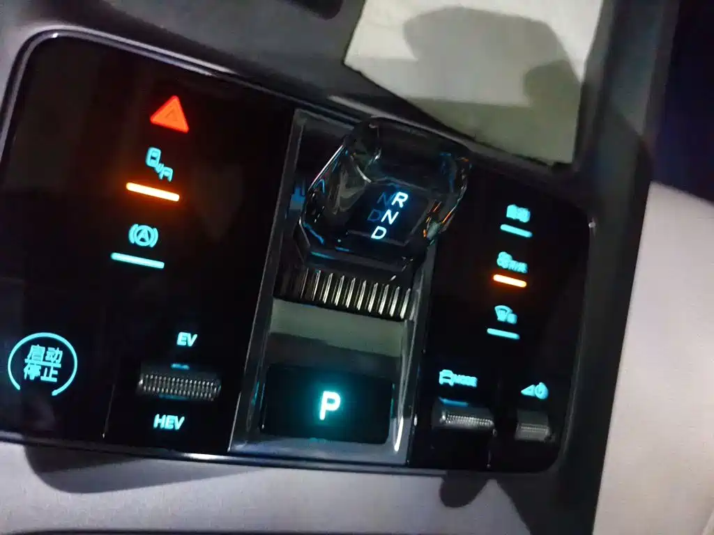 BYD Seal — миниатюра 16