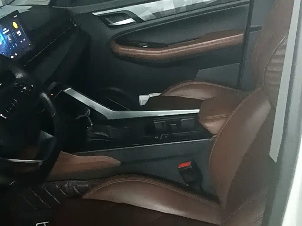 Geely Vision X6 — миниатюра 10
