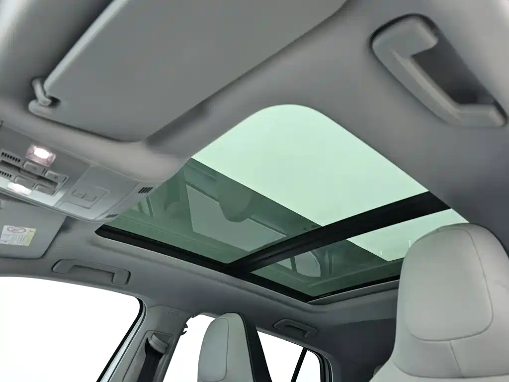 Volkswagen Tharu — миниатюра 12