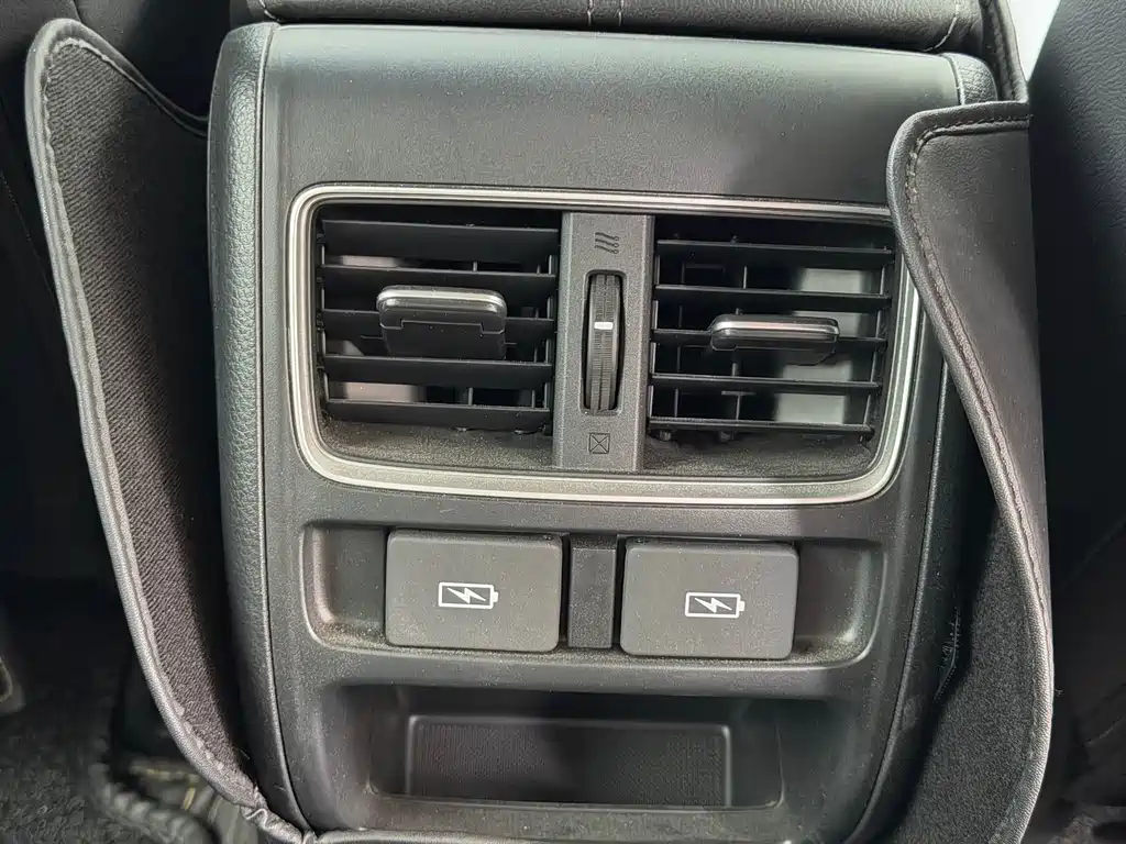 Honda Accord — миниатюра 9