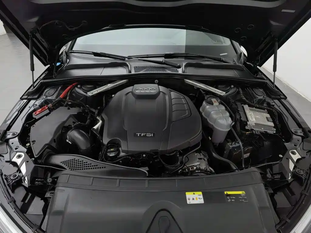 Audi A4 (Import) — миниатюра 6