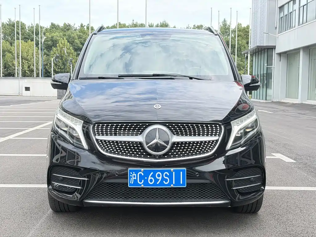 Mercedes-Benz V-Class — миниатюра 2