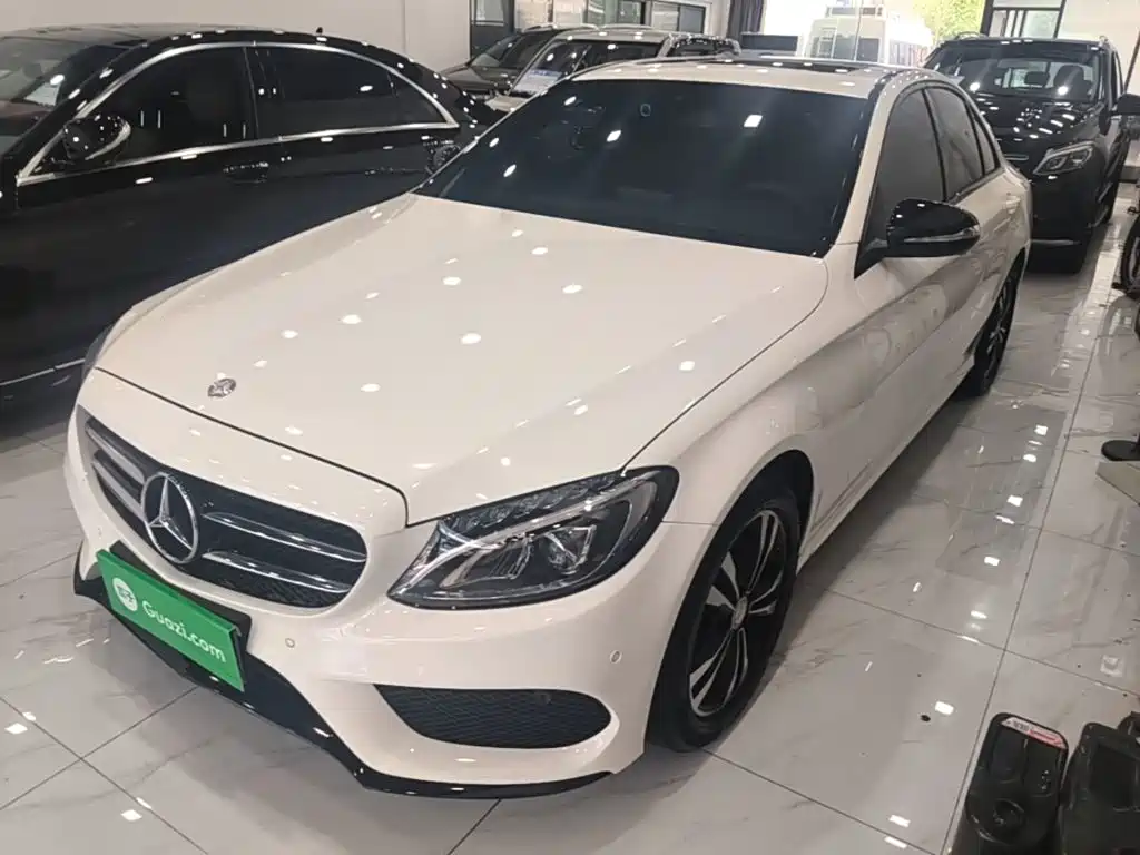 Mercedes-Benz C-Class — миниатюра 2
