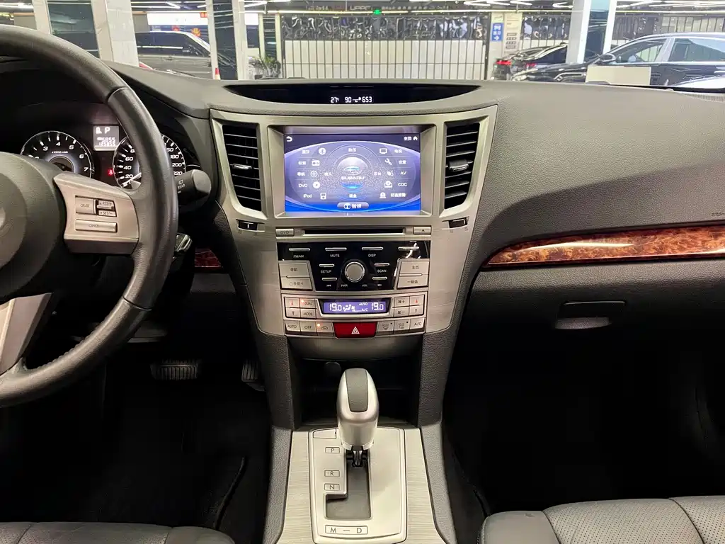Subaru Outback — миниатюра 5