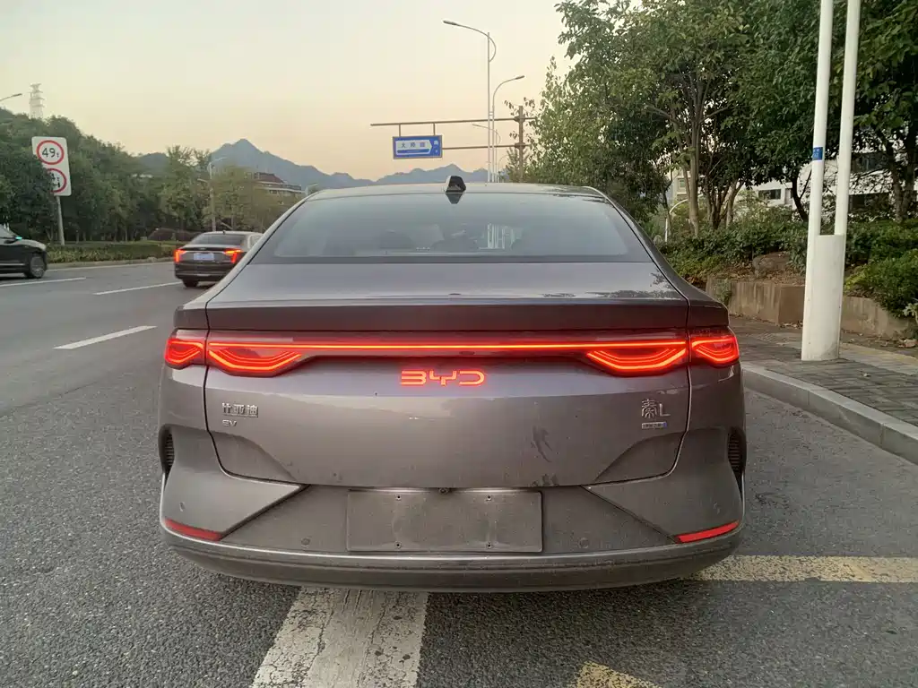 BYD Qin L — миниатюра 8
