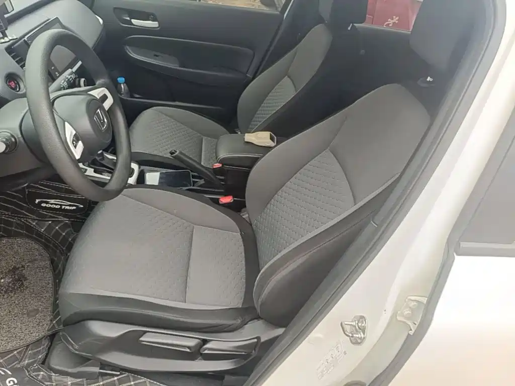 Honda Fit — миниатюра 15