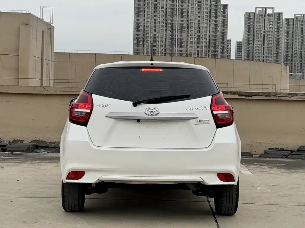 Toyota Vios FS — миниатюра 8